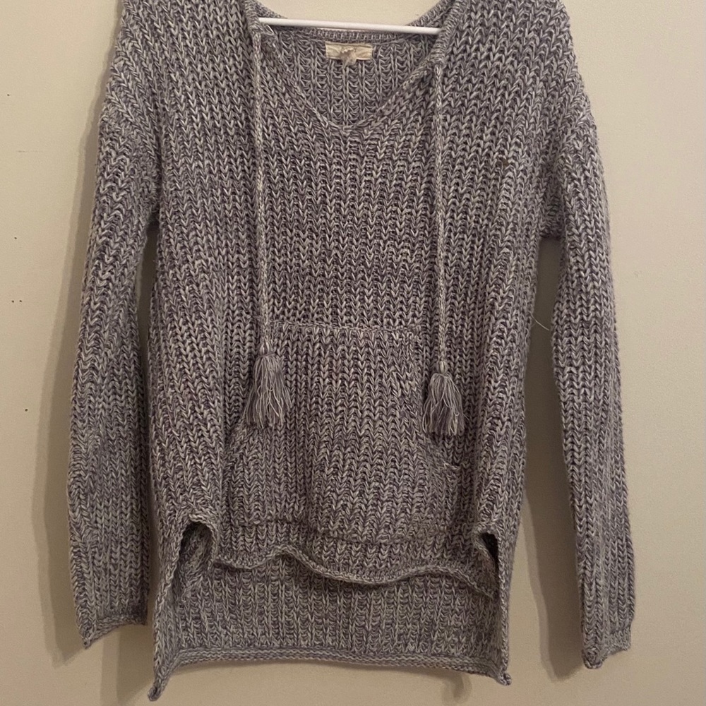 Grey sweater
